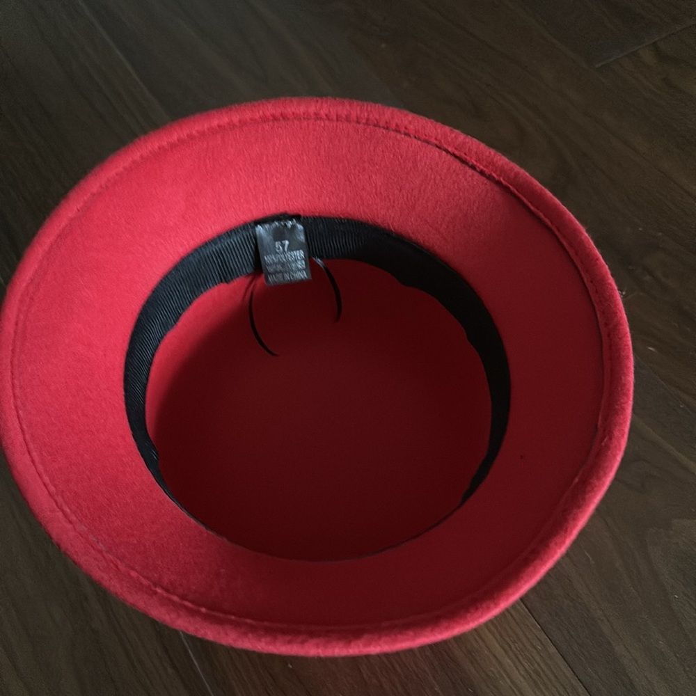Very cute hat. - Picture 2 of 3